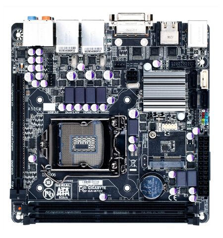 GIGABYTE GA-B75N, 4-е