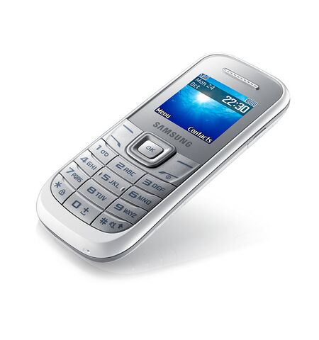 Кнопочный телефон Samsung GT-E1200R White, 9-е
