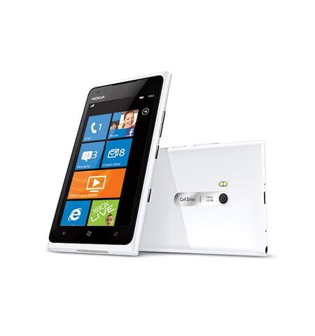Смартфон Nokia Lumia 920 White